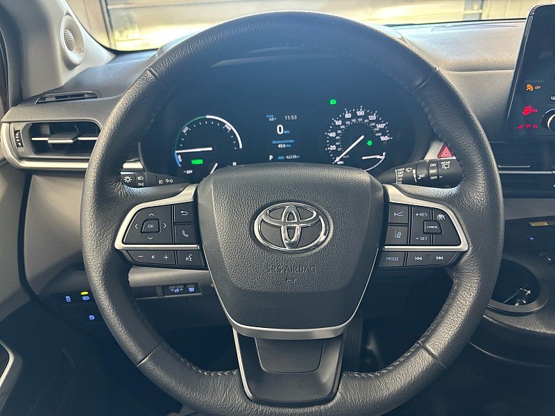2022 Toyota Sienna XLE