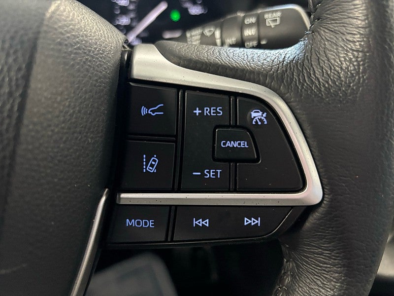 2022 Toyota Sienna XLE