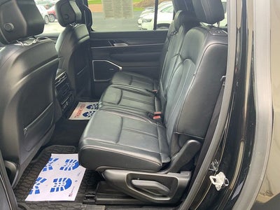 2024 Jeep Wagoneer L Series III 4x4