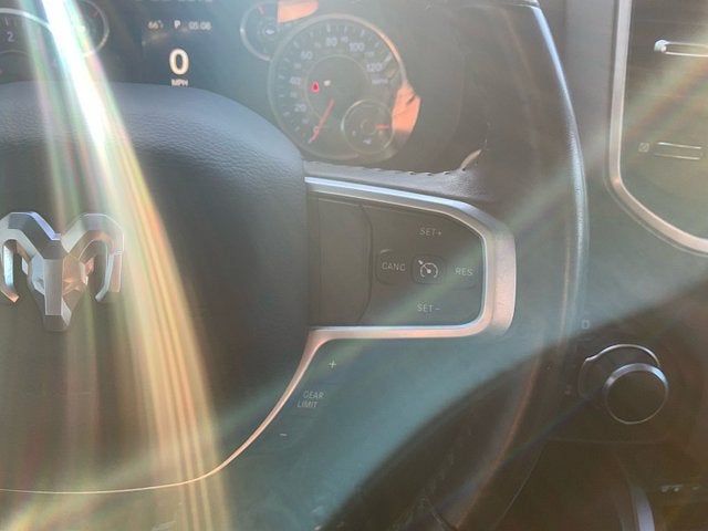 2019 RAM 1500 Big Horn/Lone Star Quad Cab 4x4 6'4' Box