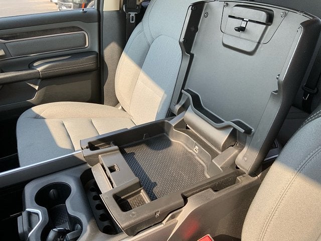 2019 RAM 1500 Big Horn/Lone Star Quad Cab 4x4 6'4' Box