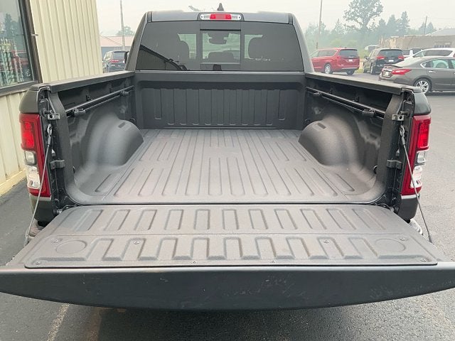 2022 RAM 1500 Big Horn Quad Cab 4x4 6'4' Box