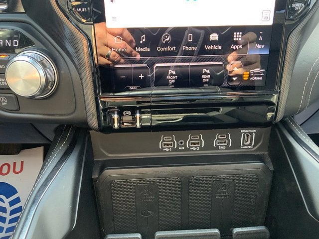 2025 RAM 1500 Limited Crew Cab 4x4 5'7' Box