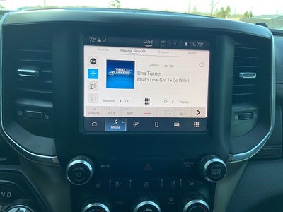 2022 RAM 1500 Laramie Crew Cab 4x4 5'7' Box