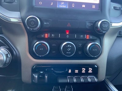 2022 RAM 1500 Laramie Crew Cab 4x4 5'7' Box