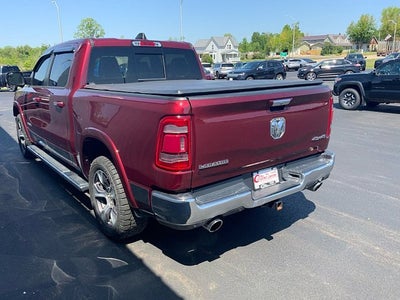 2022 RAM 1500 Laramie Crew Cab 4x4 5'7' Box