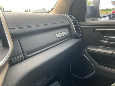 2021 RAM 1500 Laramie Crew Cab 4x4 5'7' Box
