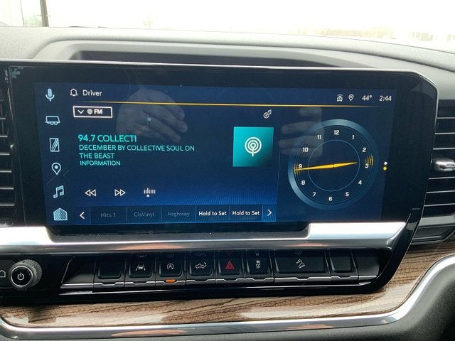 2023 Chevrolet Silverado 1500 4WD Crew Cab Short Bed RST