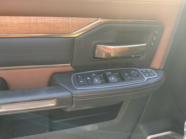 2023 RAM 3500 Limited Longhorn Crew Cab 4x4 8' Box