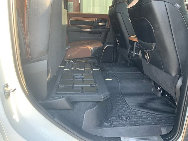 2023 RAM 3500 Limited Longhorn Crew Cab 4x4 8' Box