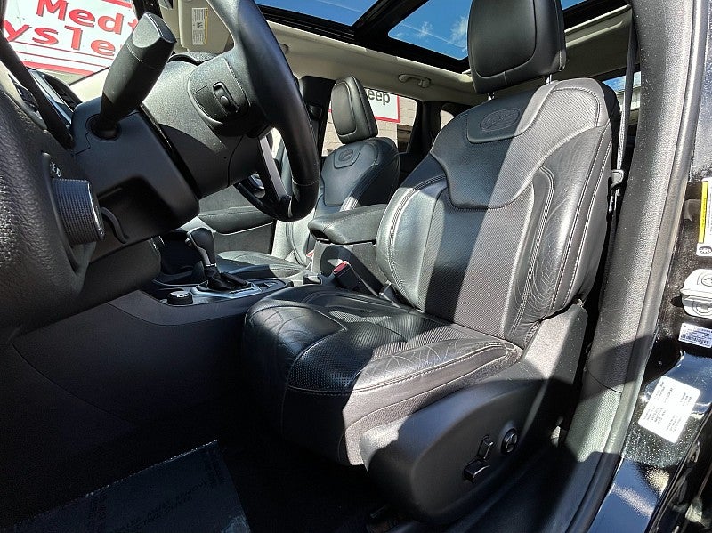 2017 Jeep Cherokee Overland 4x4