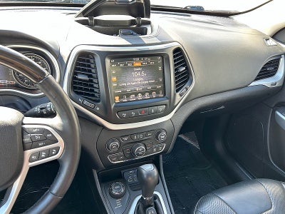 2017 Jeep Cherokee Overland 4x4