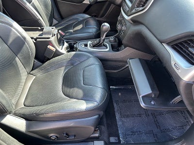 2017 Jeep Cherokee Overland 4x4