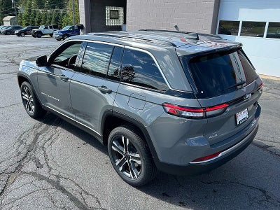 2027 Jeep Grand Cherokee GRAND CHEROKEE LIMITED 4X4