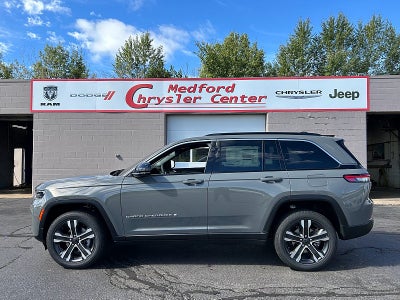 2027 Jeep Grand Cherokee GRAND CHEROKEE LIMITED 4X4
