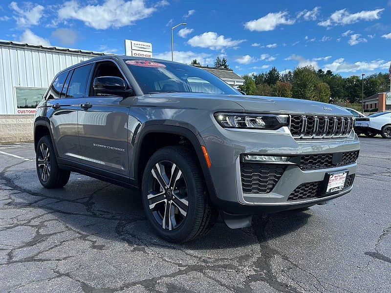 2027 Jeep Grand Cherokee GRAND CHEROKEE LIMITED 4X4