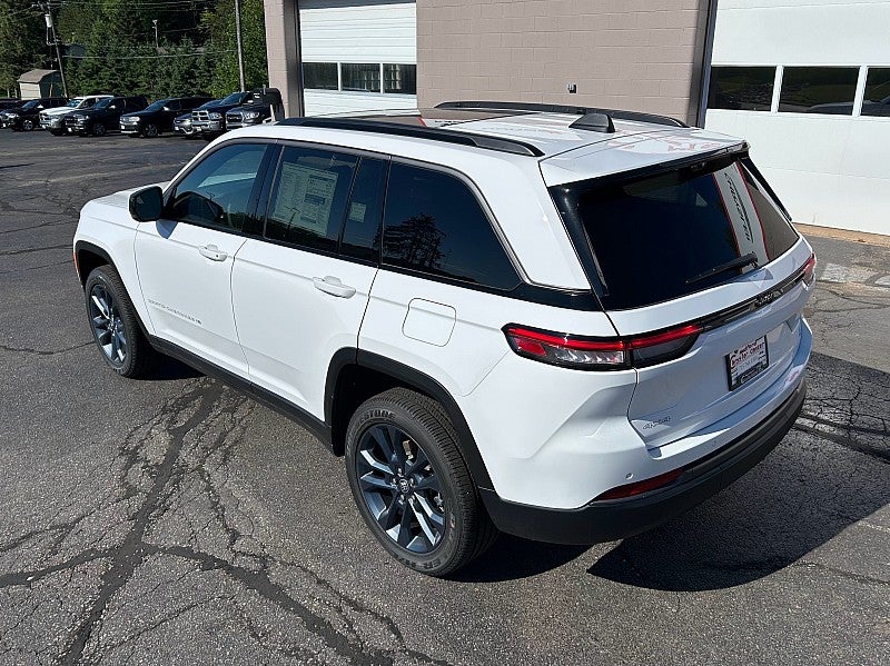 2026 Jeep Grand Cherokee GRAND CHEROKEE 85TH ANNIVERSARY EDITION 4X4