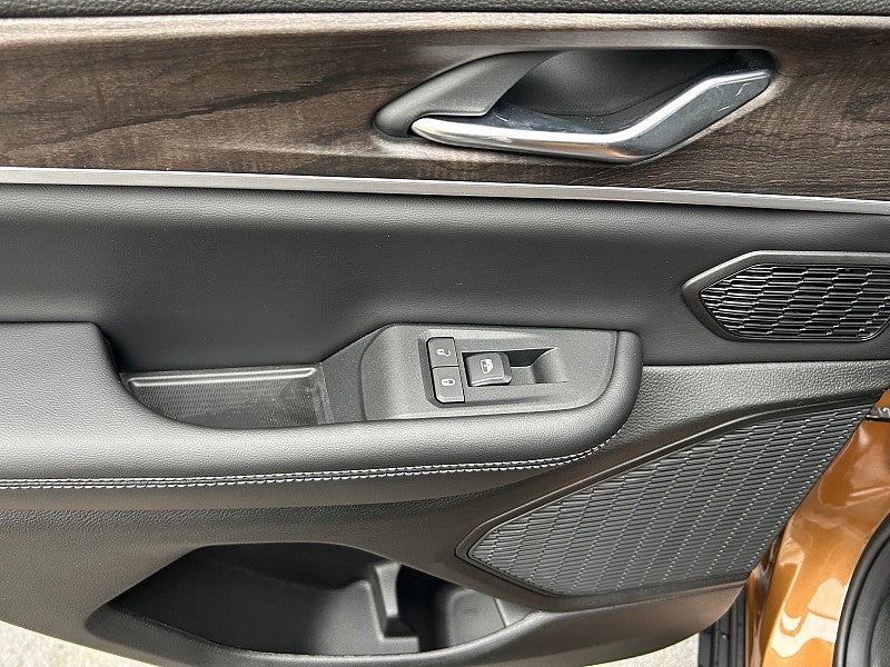 2027 Jeep Grand Cherokee GRAND CHEROKEE LIMITED 4X4