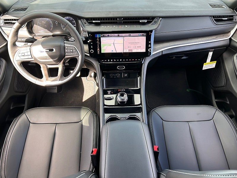 2027 Jeep Grand Cherokee GRAND CHEROKEE L LIMITED 4X4