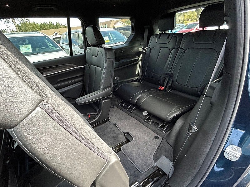 2027 Jeep Grand Cherokee GRAND CHEROKEE L LIMITED 4X4