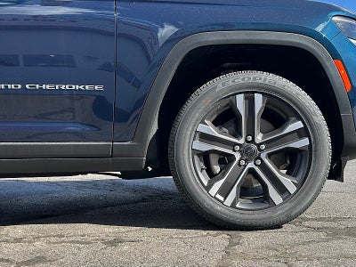 2027 Jeep Grand Cherokee GRAND CHEROKEE L LIMITED 4X4