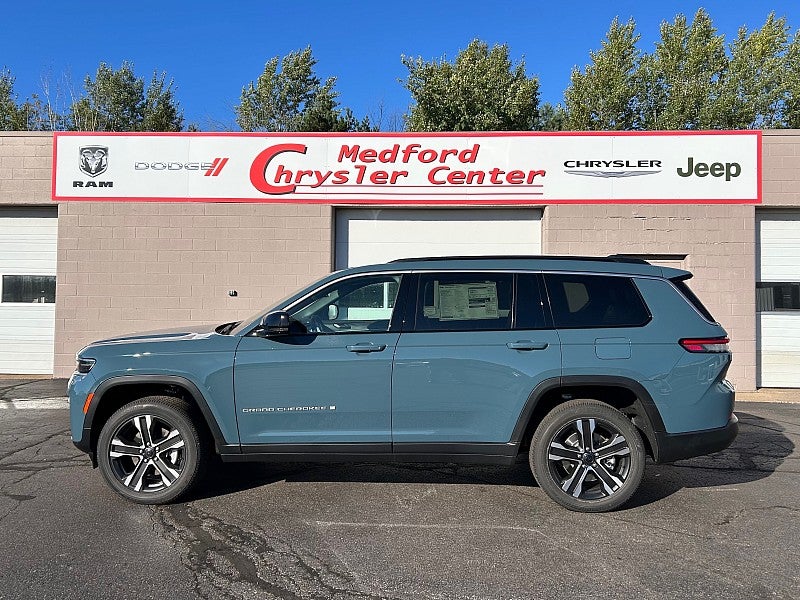 2027 Jeep Grand Cherokee GRAND CHEROKEE L LIMITED 4X4