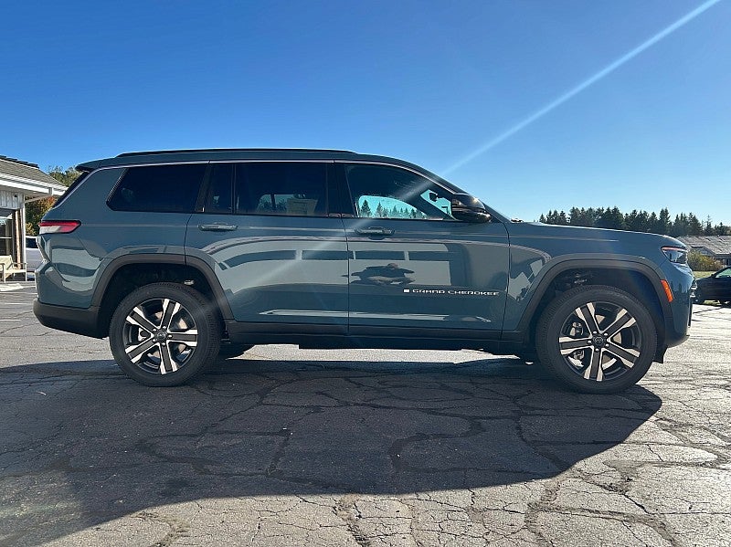 2027 Jeep Grand Cherokee GRAND CHEROKEE L LIMITED 4X4
