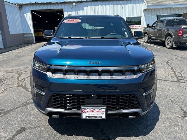 2026 Jeep Grand Wagoneer GRAND WAGONEER UPLAND 4X4