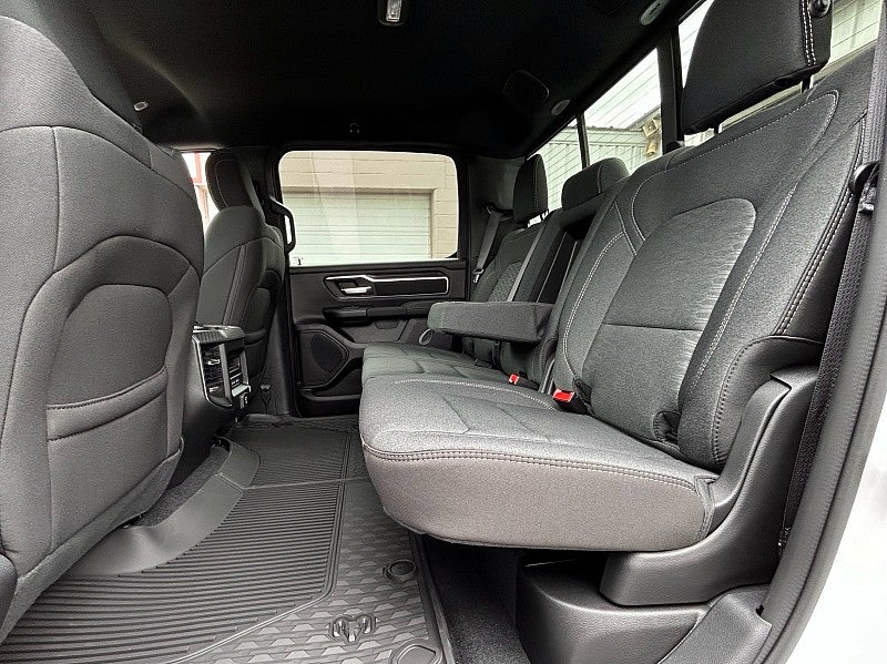 2027 RAM Ram 1500 RAM 1500 BIG HORN CREW CAB 4X4 5'7' BOX