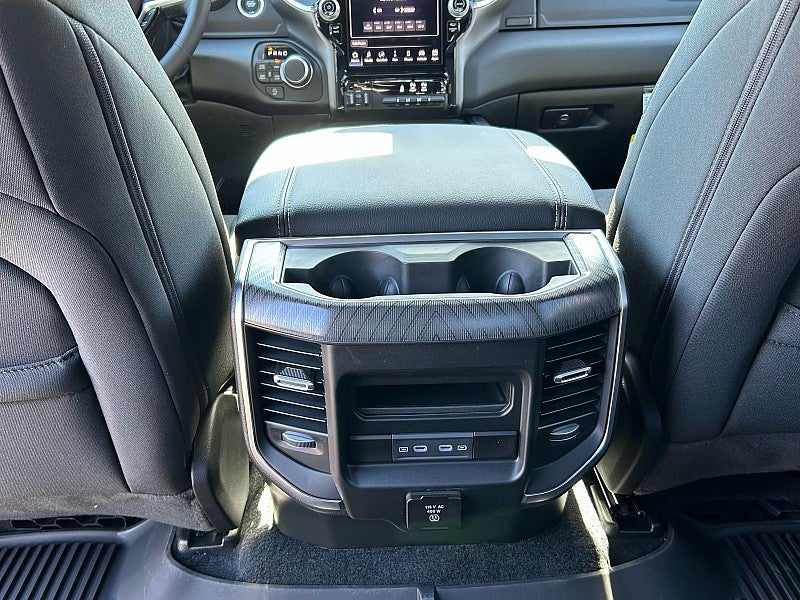 2027 RAM Ram 1500 RAM 1500 BIG HORN CREW CAB 4X4 5'7' BOX