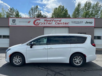 2027 Chrysler Pacifica PACIFICA SELECT