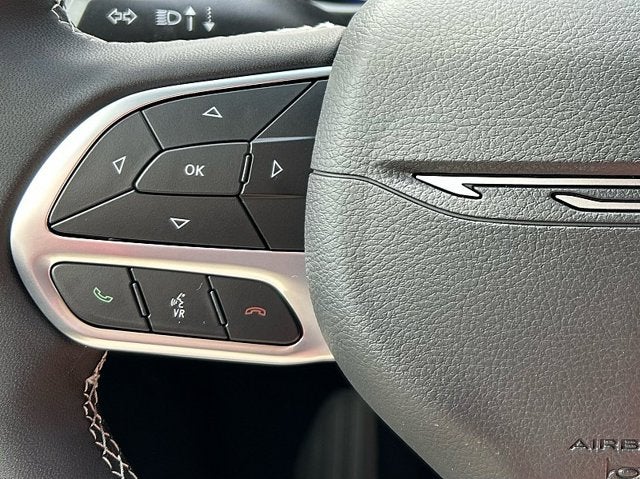 2027 Chrysler Pacifica PACIFICA SELECT