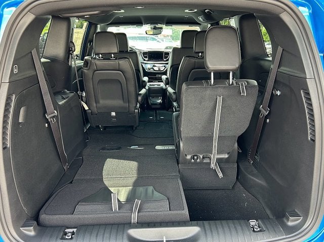 2027 Chrysler Pacifica PACIFICA SELECT