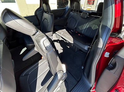2026 Chrysler Voyager VOYAGER LX