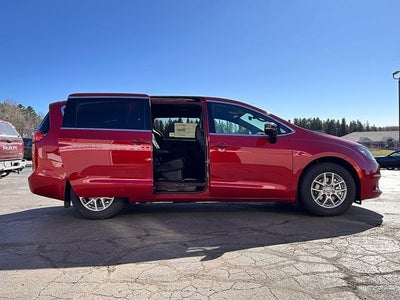 2026 Chrysler Voyager VOYAGER LX