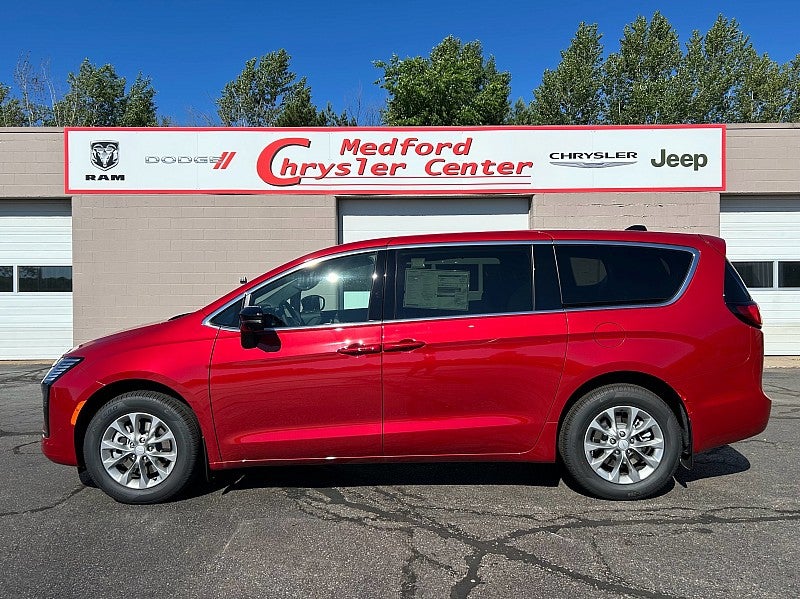 2027 Chrysler Pacifica PACIFICA SELECT AWD
