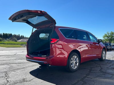 2027 Chrysler Pacifica PACIFICA SELECT AWD