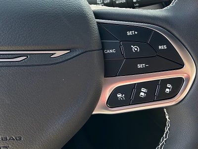 2027 Chrysler Pacifica PACIFICA SELECT AWD