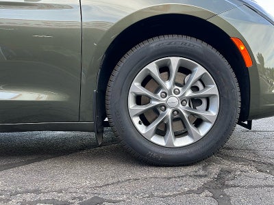 2027 Chrysler Pacifica PACIFICA SELECT AWD