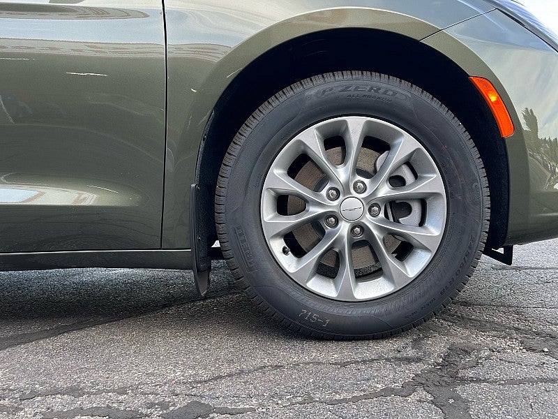 2027 Chrysler Pacifica PACIFICA SELECT AWD