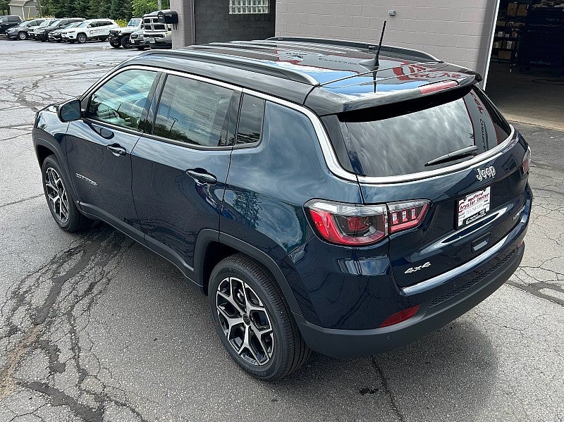 2026 Jeep Compass COMPASS LIMITED 4X4