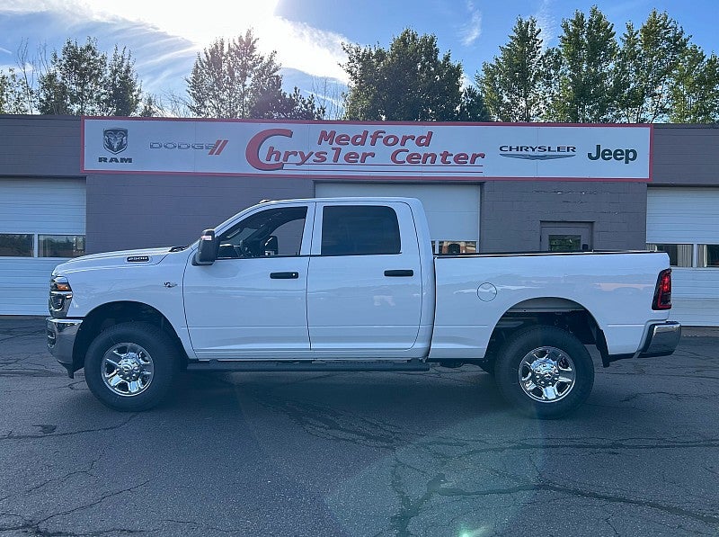 2027 RAM Ram 2500 RAM 2500 TRADESMAN CREW CAB 4X4 6'4' BOX
