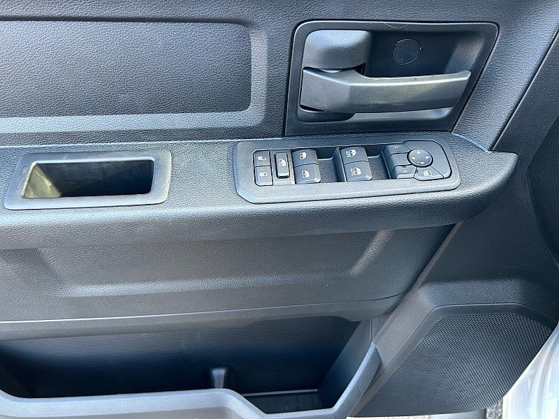 2027 RAM Ram 2500 RAM 2500 TRADESMAN CREW CAB 4X4 6'4' BOX