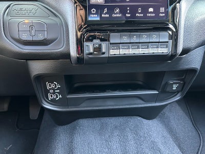 2027 RAM Ram 2500 RAM 2500 TRADESMAN CREW CAB 4X4 6'4' BOX