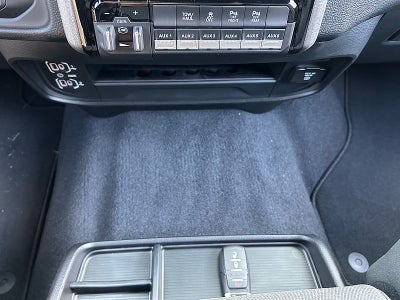 2027 RAM Ram 2500 RAM 2500 TRADESMAN CREW CAB 4X4 6'4' BOX