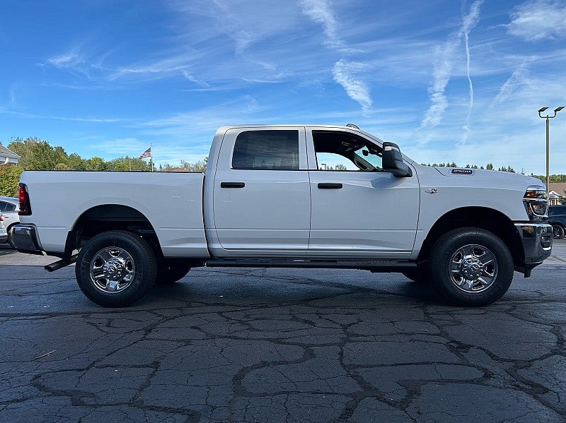 2027 RAM Ram 2500 RAM 2500 TRADESMAN CREW CAB 4X4 6'4' BOX