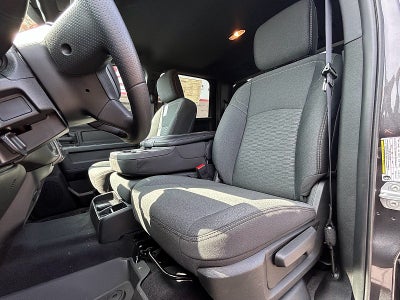 2026 RAM 2500 RAM 2500 BLACK EXPRESS CREW CAB 4X4 6'4' BOX