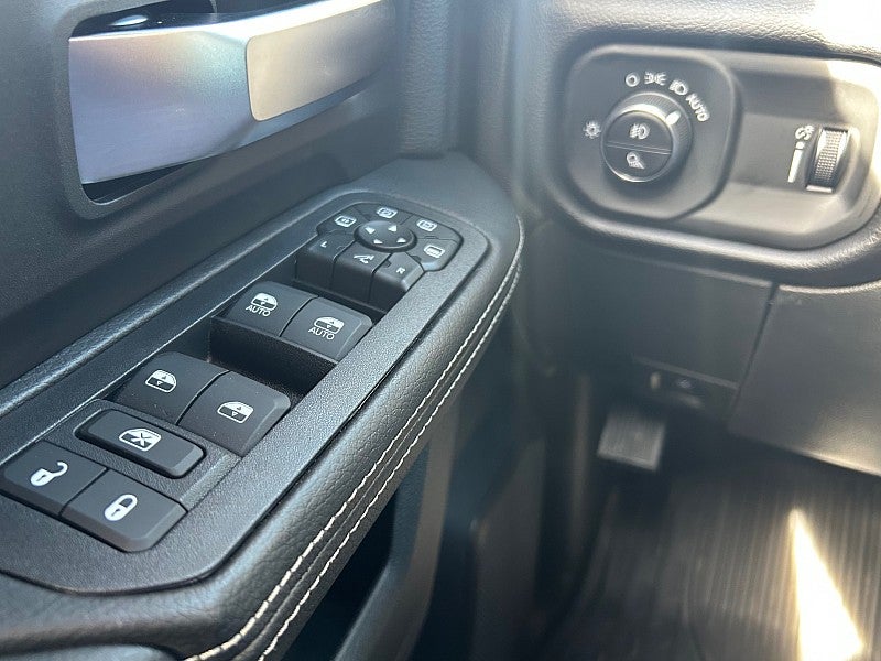 2027 RAM Ram 2500 RAM 2500 BIG HORN CREW CAB 4X4 6'4' BOX